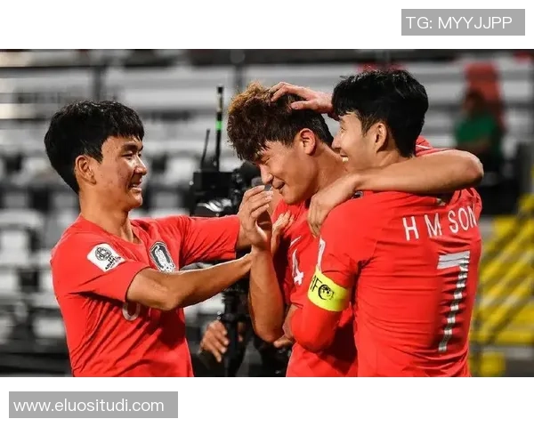 上海足球队状态变革引发热议球迷期待新篇章的崛起与挑战