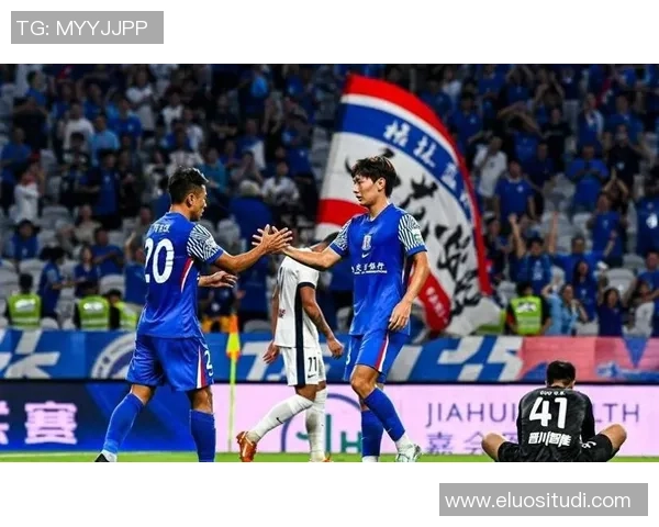 FC东京与绿地申花激战在即谁能在亚冠赛场中笑到最后